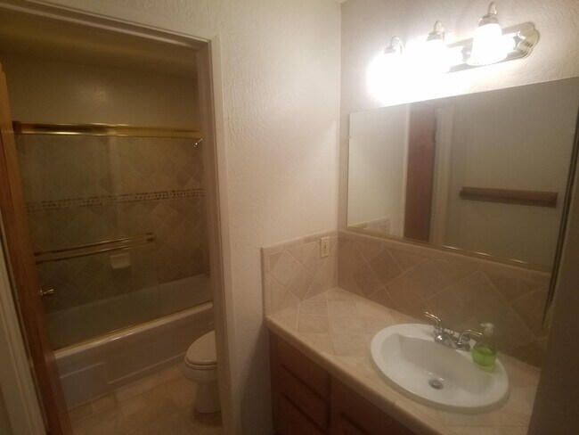 Foto del edificio - Excellent Adams Point location FREE parking!