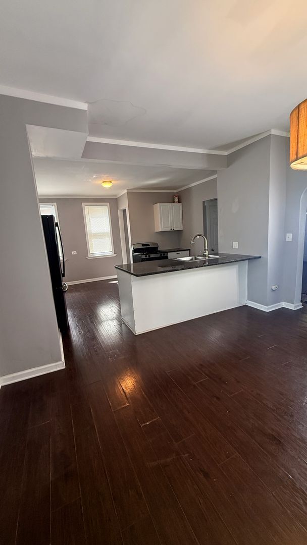 Foto del edificio - 4 Bedroom House with Primary Suite