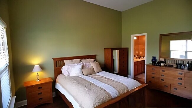 Building Photo - 2716 Nashboro Blvd