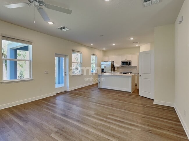 Building Photo - 4768 Tributary Ln