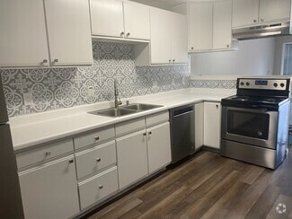 Building Photo - 922 Plumas St