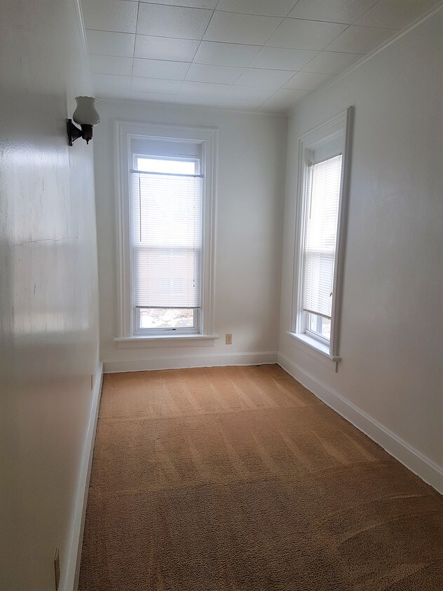 Primary Photo - 247 W 8th St