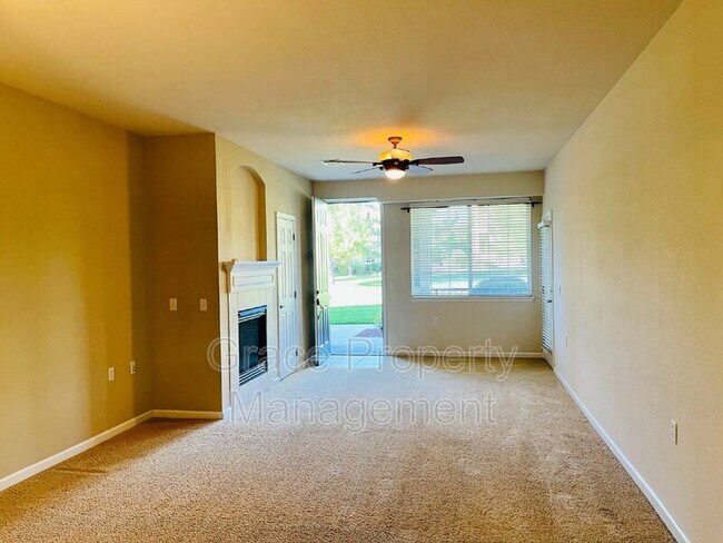 Building Photo - 14133 Sun Blaze Loop