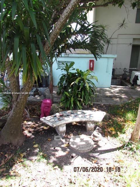 Building Photo - 90 Isle of Venice Dr