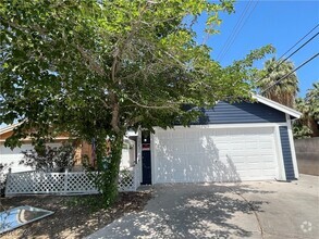 Building Photo - 5005 Celebrity Cir