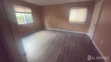 Building Photo - 2015 Aspen Dr