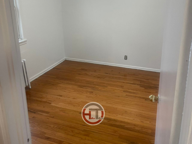 Foto del edificio - 2156 Newbold Ave