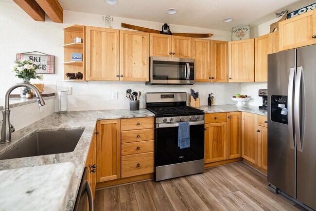 Foto del edificio - c1 Saddle Ridge Rd