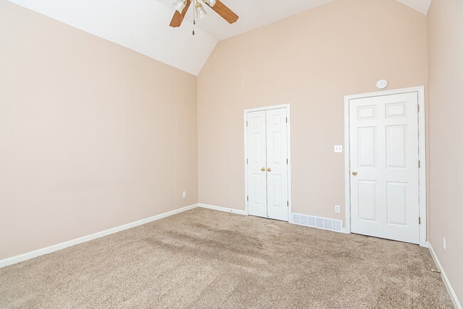 Building Photo - 155 Garden Springs Dr