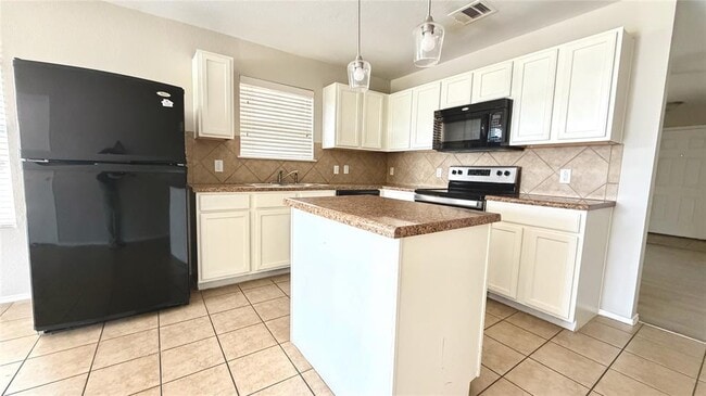 Building Photo - 12333 Paloma Blanca Way