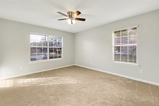 Foto del edificio - 45 Pointer Ct