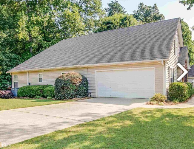 Building Photo - 212 Rockport Dr