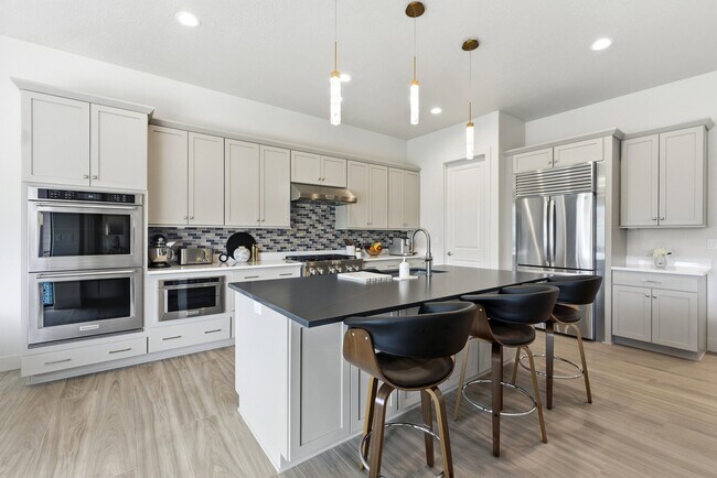 Foto del edificio - 2172 N Beargrass Wy