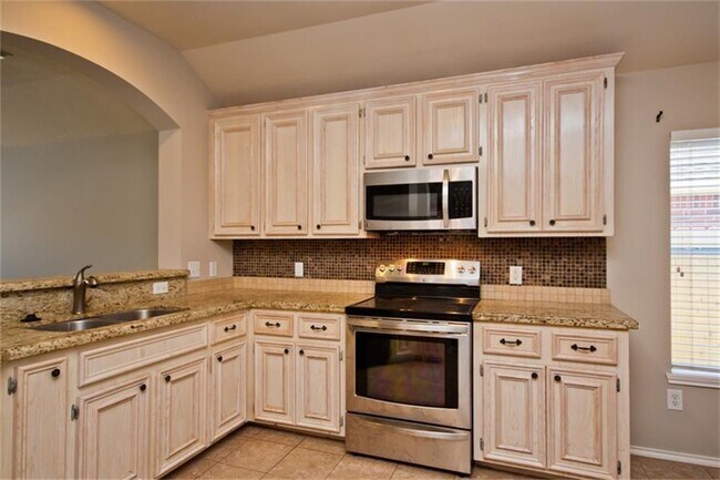 Foto del edificio - 1518 Lake Buchanan Ct