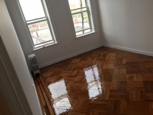 Foto principal - 1343 40th St