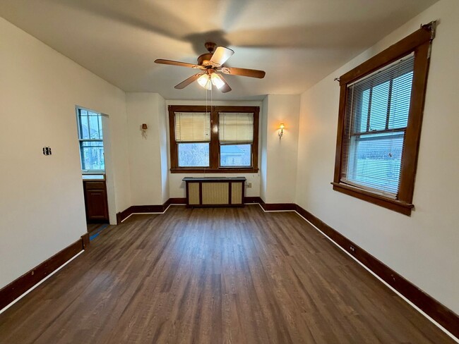 Foto del edificio - 1011 2nd St