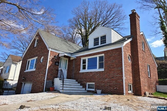 Photo - 118-120 Nolton Street Unit 1 House