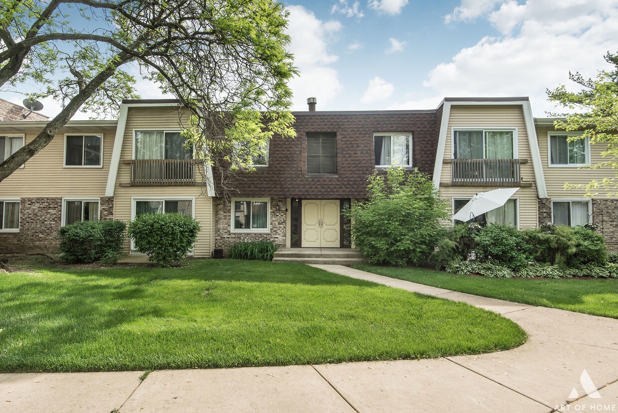 2932 Roberts Dr Unit 7, Woodridge, IL 60517 Condo for Rent in Woodridge, IL