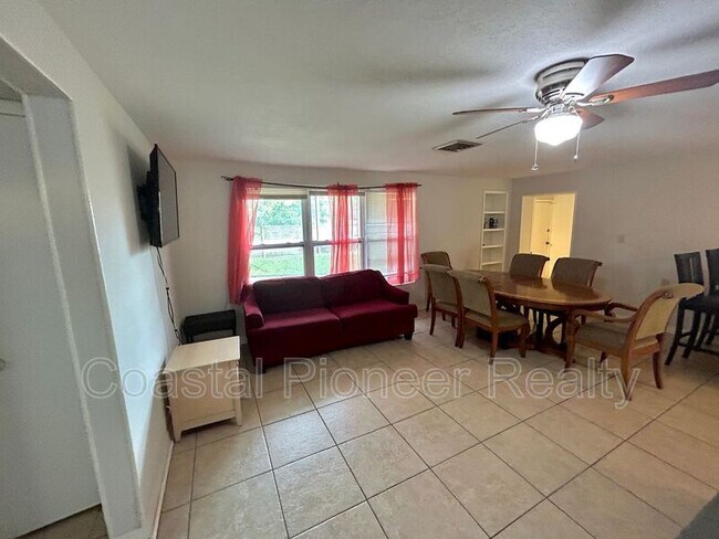 Foto del edificio - 5508 Orient Rd