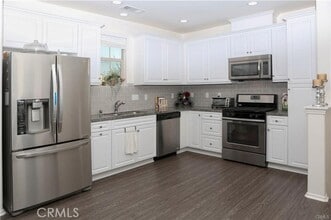 Building Photo - 3310 E Yountville Dr