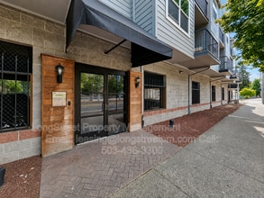 Building Photo - 20 SE 172nd Ave
