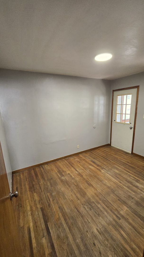 Foto del edificio - Charming 2-Bedroom House for Rent