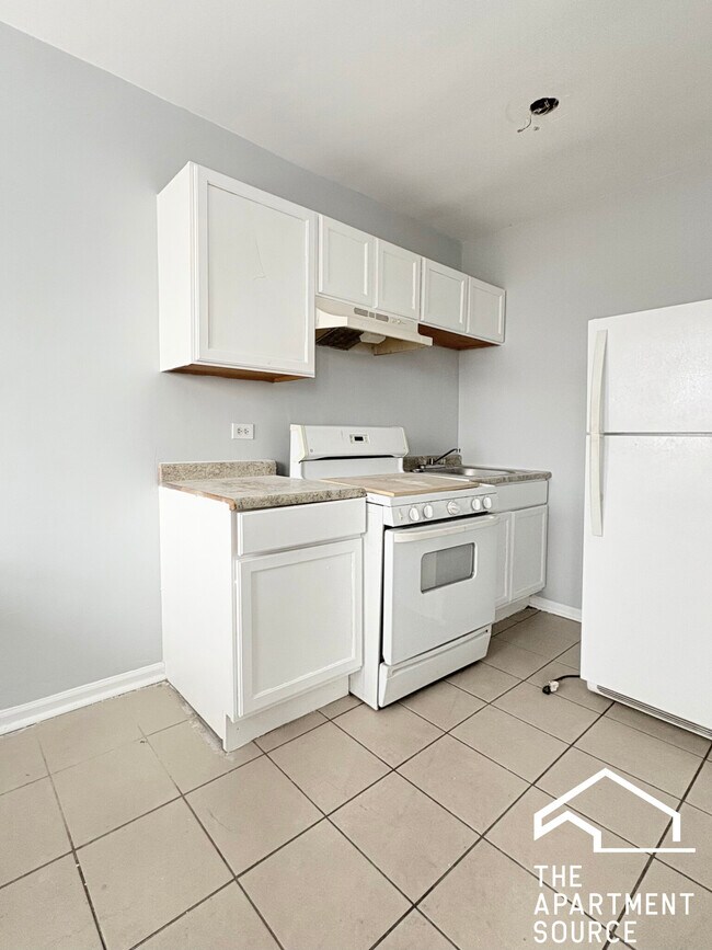 Foto del edificio - 6226 S Western Ave