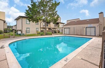 Building Photo - 6161 Reims Rd