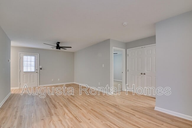 Building Photo - 328B Old Plantation Road