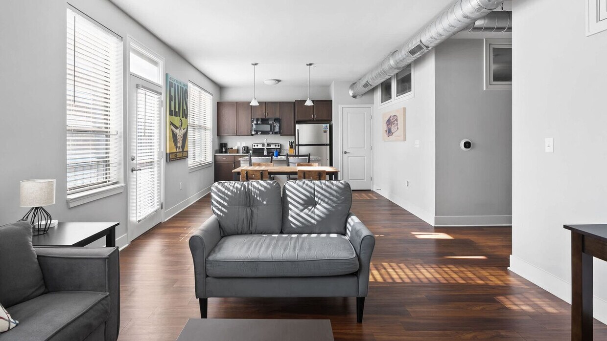 Foto principal - 235 S Delaware St