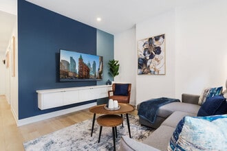 Building Photo - 168 McCaul St