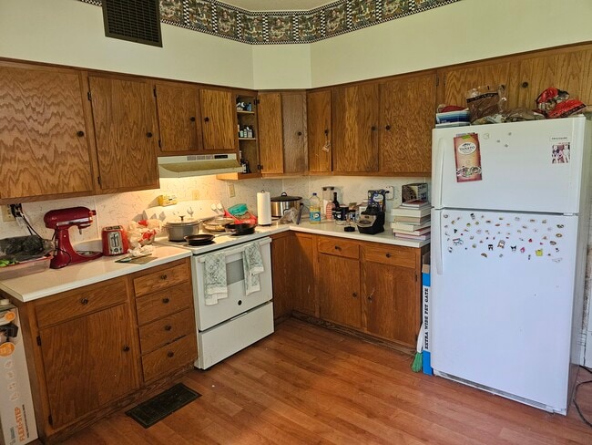 Kitchen - 3092 Brimstone Rd