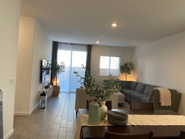 Open kitchen, dining, and living layout - 1683 Sandoval Dr