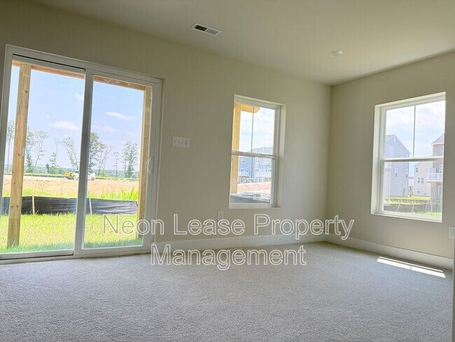 Foto del edificio - 29860 Bankert Dr