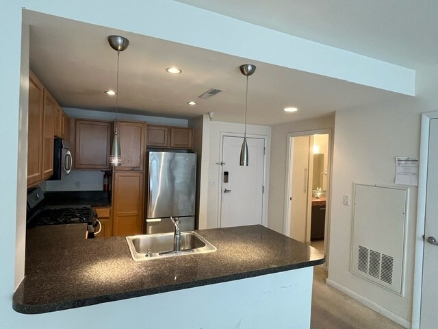 Foto del edificio - 350 G St SW