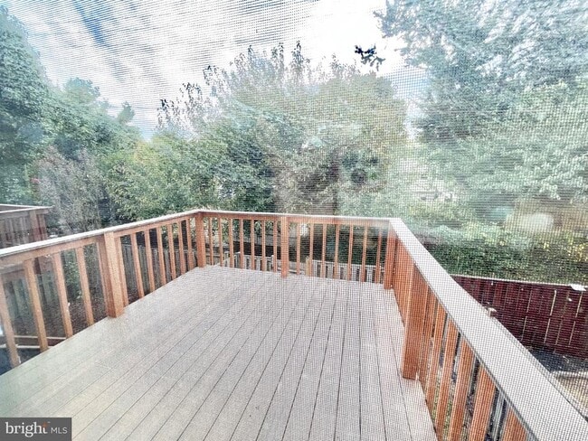 Building Photo - 509 Dakota Dr