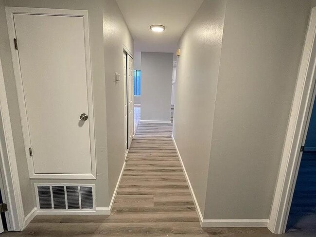 Foto del edificio - 116 Evelyn Cir