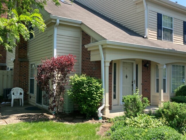 Foto del edificio - 114 Bent Creek Ct