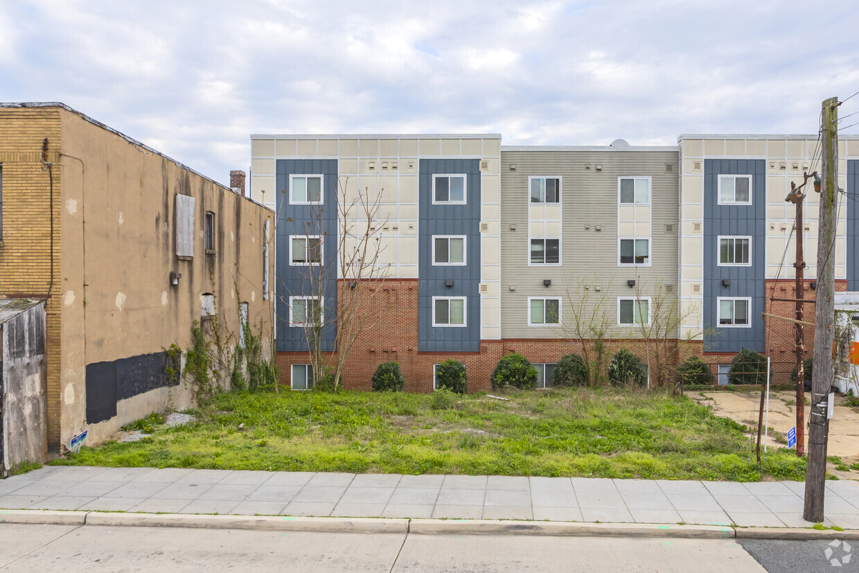 Construction Photo - 6206 Dix St NE