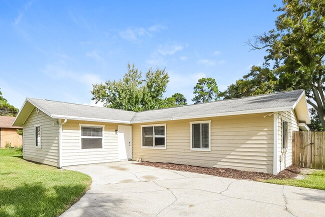 Building Photo - 4317 Alamosa St
