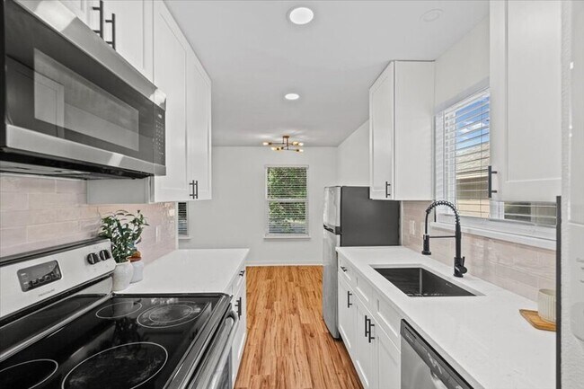 Foto del edificio - 3436 Willowrun Dr