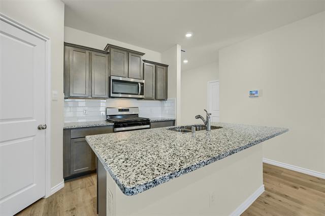 Foto del edificio - 804 Honey Maple St