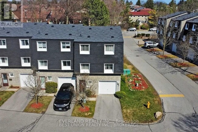 Photo du bâtiment - 25 Rock Moss Way