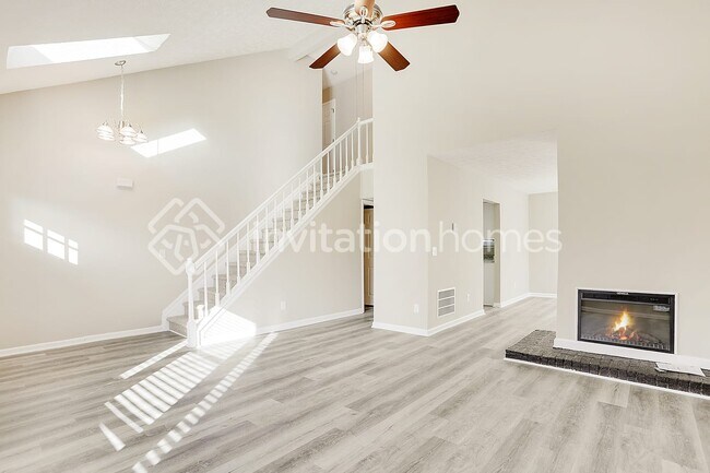 Foto del edificio - 1690 Laurel Creek Cir