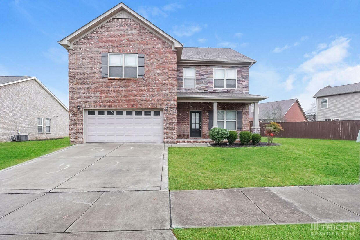 Primary Photo - 806 Sagewood Dr W