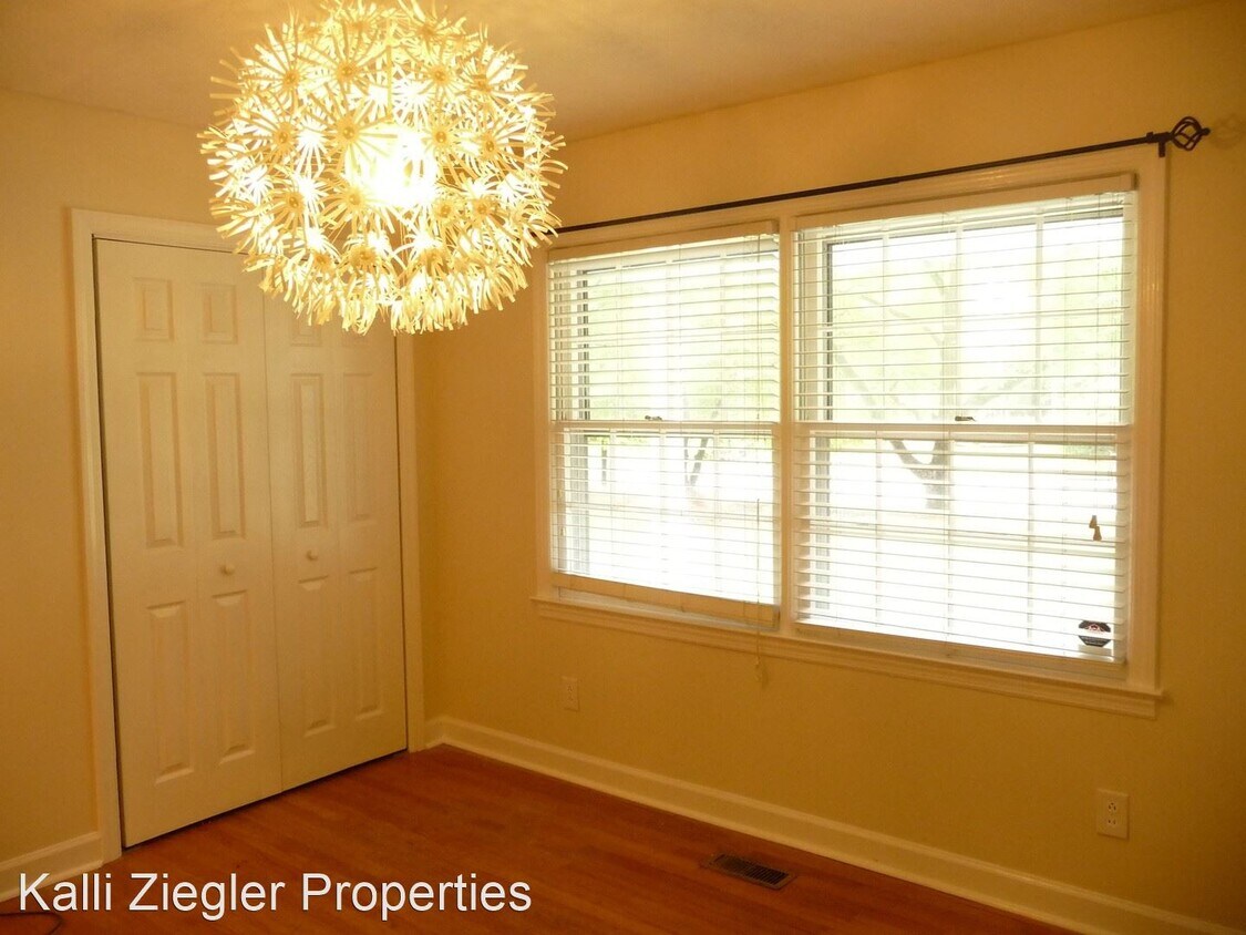 Foto del edificio - 4 br, 2 bath House - 322 Kirkwood Road