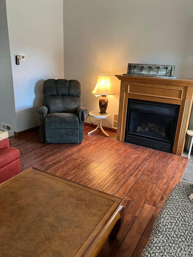 Foto del edificio - 43 Shasta Dr