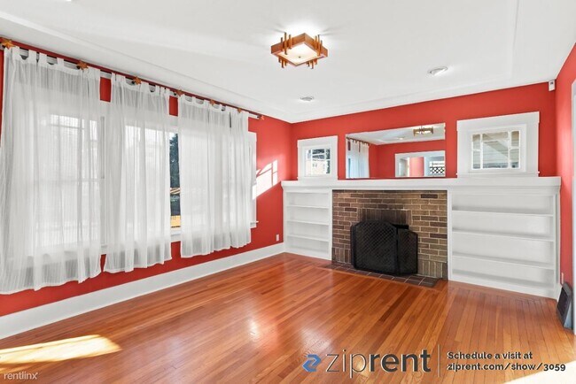 Foto del edificio - 3 br, 1.5 bath House - 3023 Champion St, O...