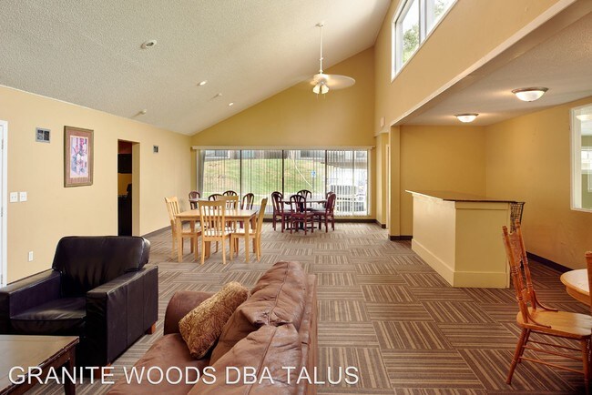 Foto del edificio - 3925 Lancaster Ln N