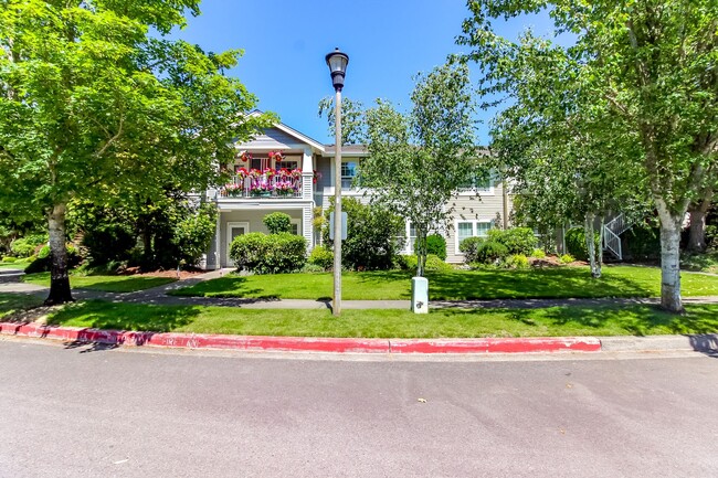 Foto del edificio - Low maintenance condo living in DuPont